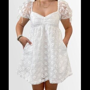White Lace Puff Sleeve Dress